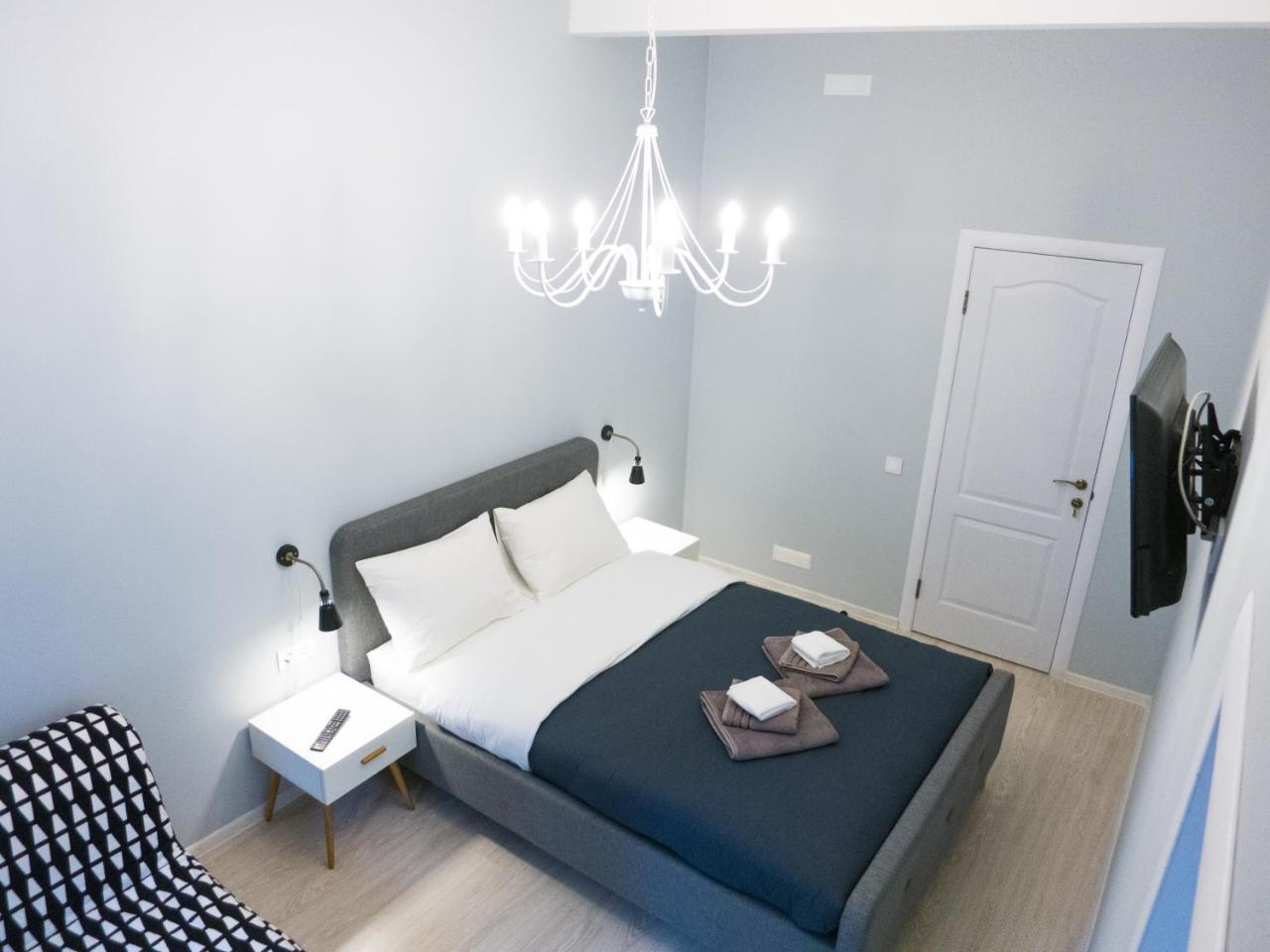 Apartamento Snizhna 4 Leópolis Exterior foto